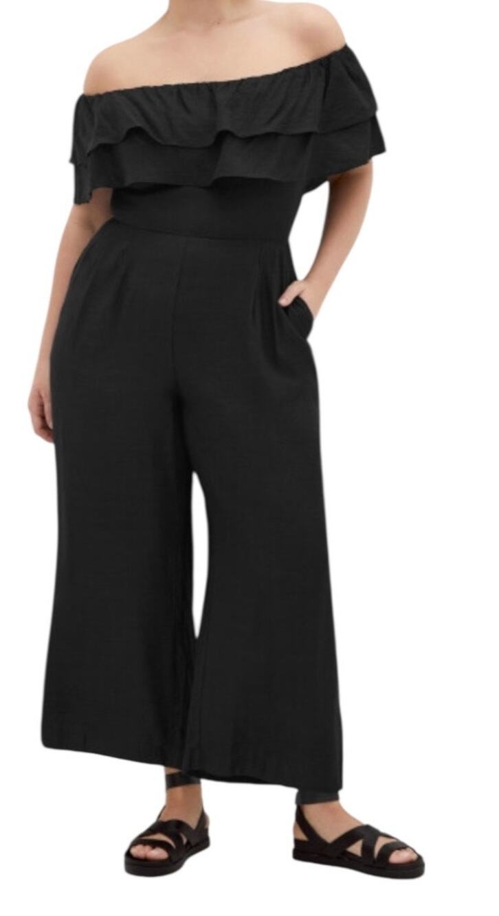 City Chic Poppie off shoulder jumpsuit black size S 16
